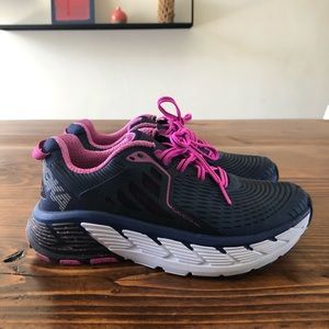 Gaviota Hoka One One